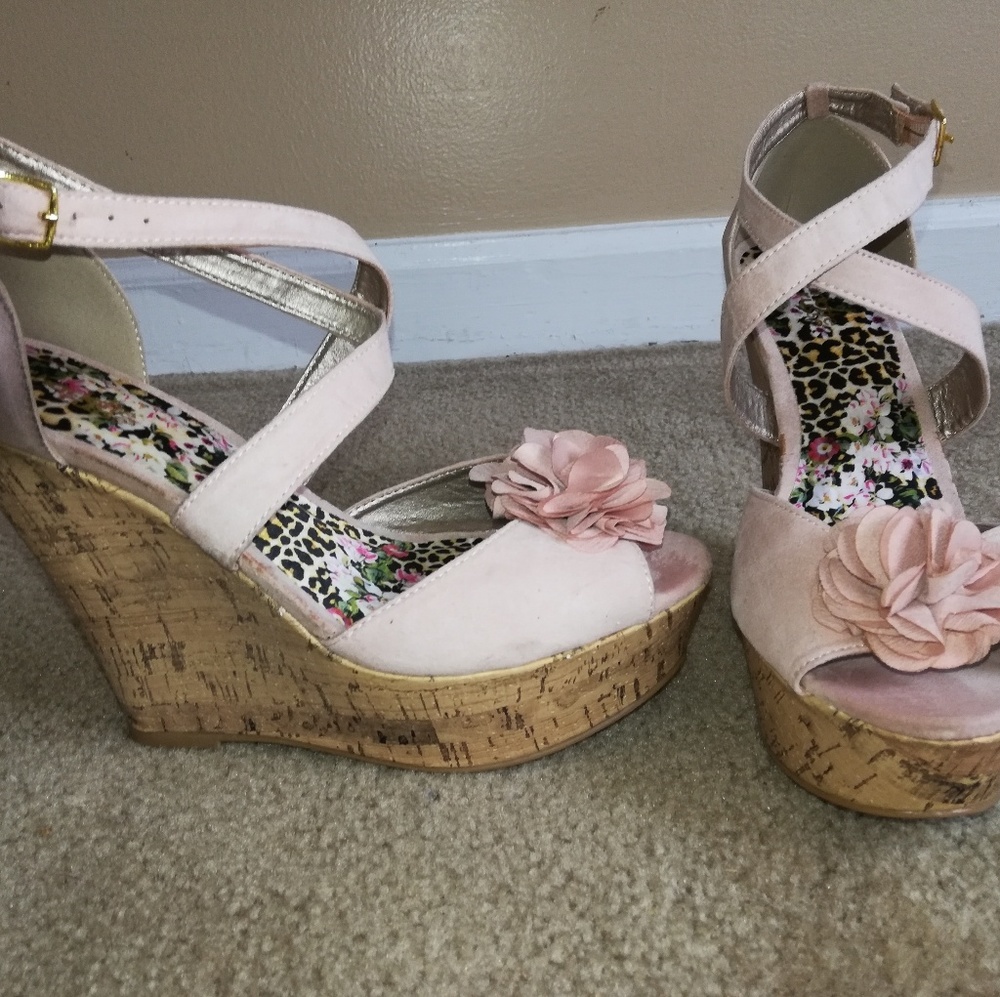 Wedges - Picture 3 of 5